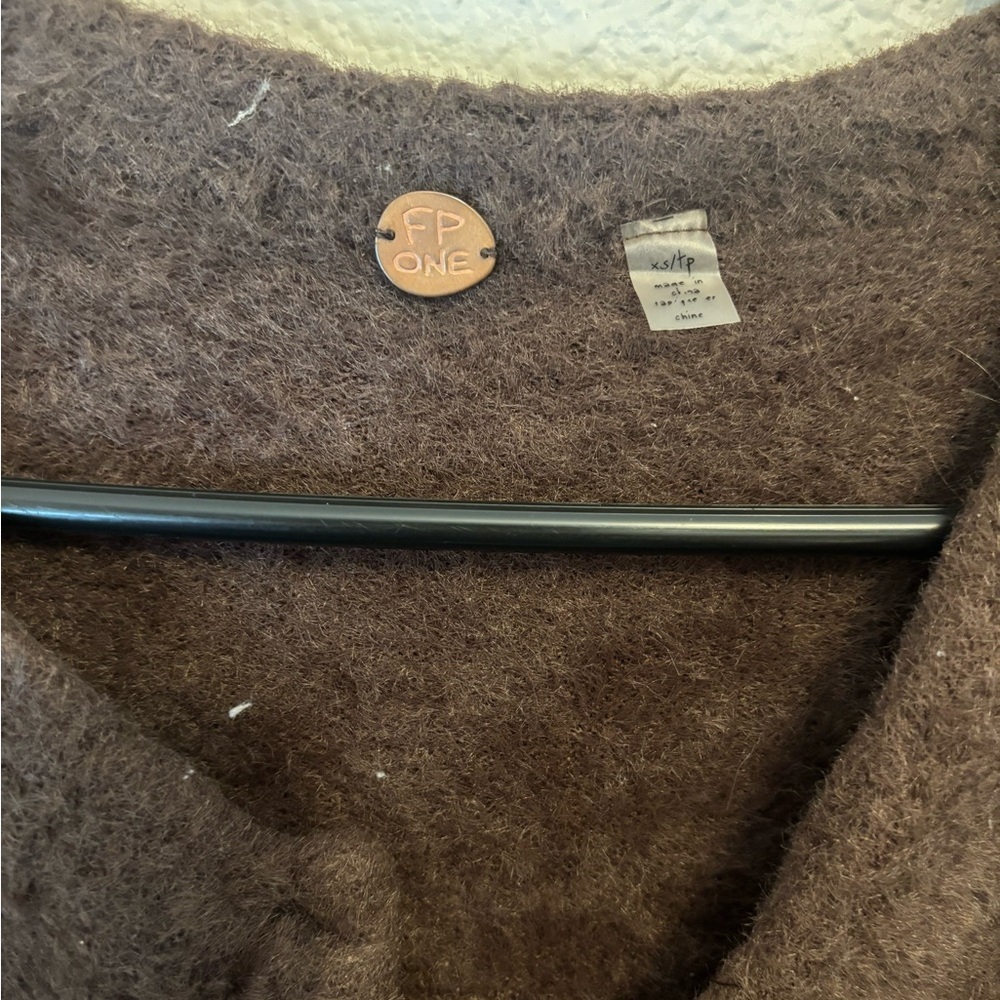 Free People Sweater - Picture 3 of 4